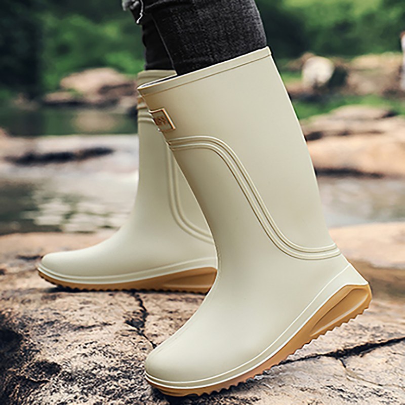 TIMEPURE 여름 남성레인부츠  높은 방수 장화 외출용 내구성  미끄러짐 방지  작업용 낚시 고무 신발 19,800원