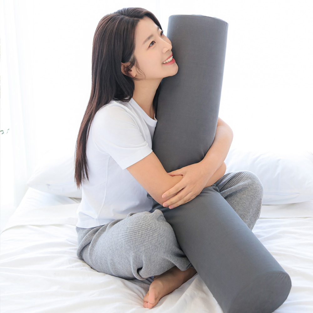 베네폼 피치스킨 일자형 바디필로우 44,160원