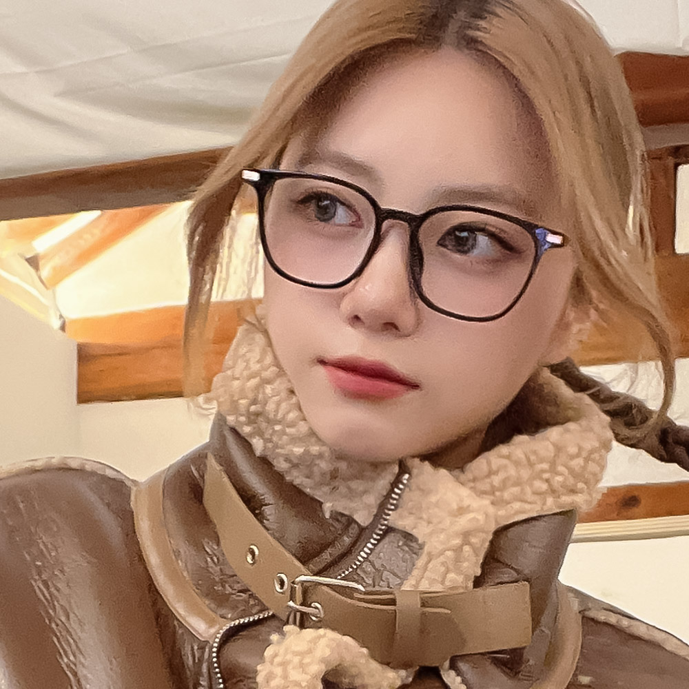 라피던트 블루라이트차단 티타늄 안경 가벼운 사각 콤비 뿔테 뮤지엄 45,000원