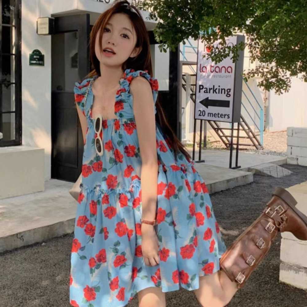 레트로 플로럴 러플 스커트 서스펜더 드레스 여름 데일리 휴가룩 원사이즈 국내 19,760원