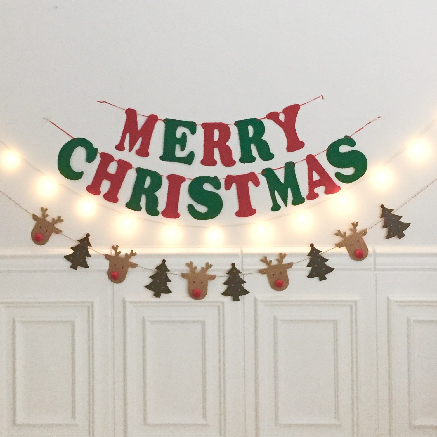 연지마켓 크리스마스 가랜드 루돌프 앵두전구 파티 소품 3종 세트 7,900원