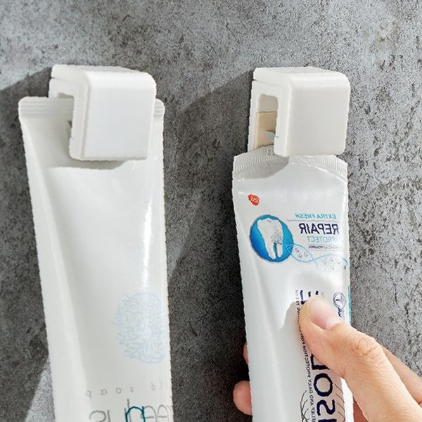 INSAVII 치약거치대 욕실 튜브홀더 벽접착식 화장실 세면대 무타공 5,700원