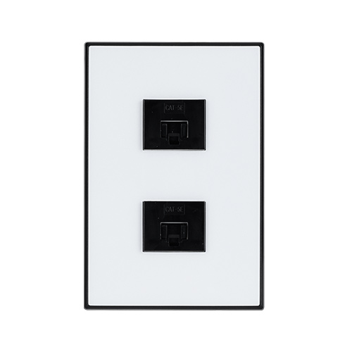 틸인스 인터넷 8P 2구 콘센트 블랙화이트 6,600원