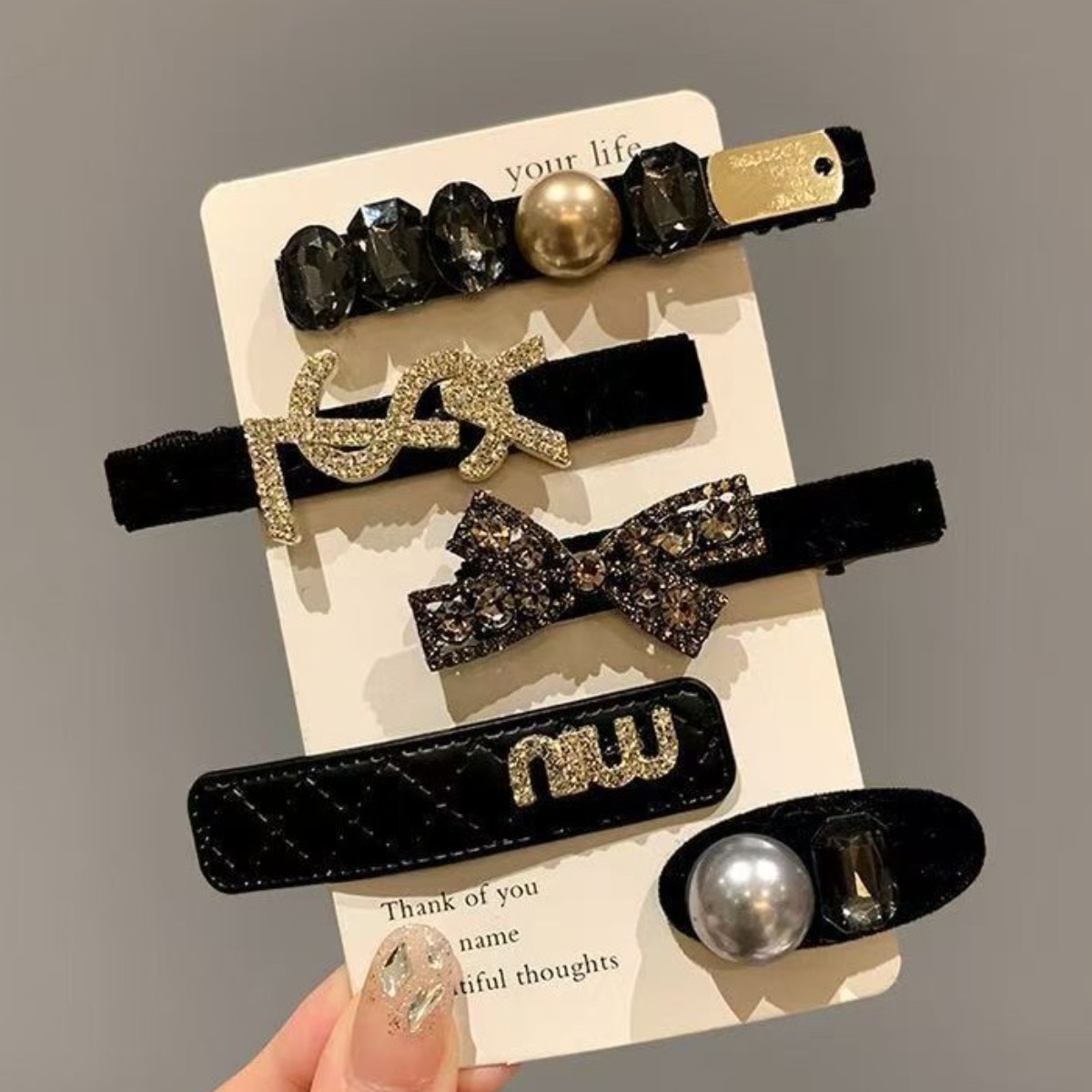 럭키 벨벳 앞머리 옆머리헤어핀 한세트5개 2종디자인 9,880원