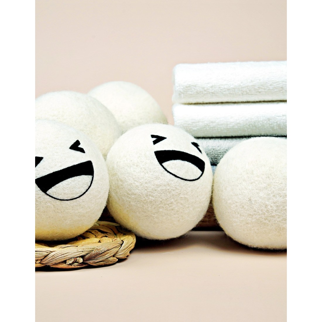 리브바라 프리미엄 건조기양모볼 6p 친환경 뉴질랜드 100% 양모 정전기방지 드라이볼 드라이어볼 6,990원