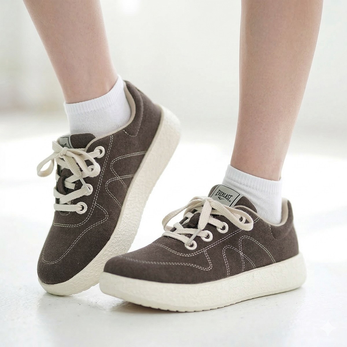 에버라스트 가벼운 메리노 울 쿠션 스니커즈 단화 발편한 여성 남성 미끄럼방지 경량 운동화 사계절 패션 스니커즈 편한신발 49,800원