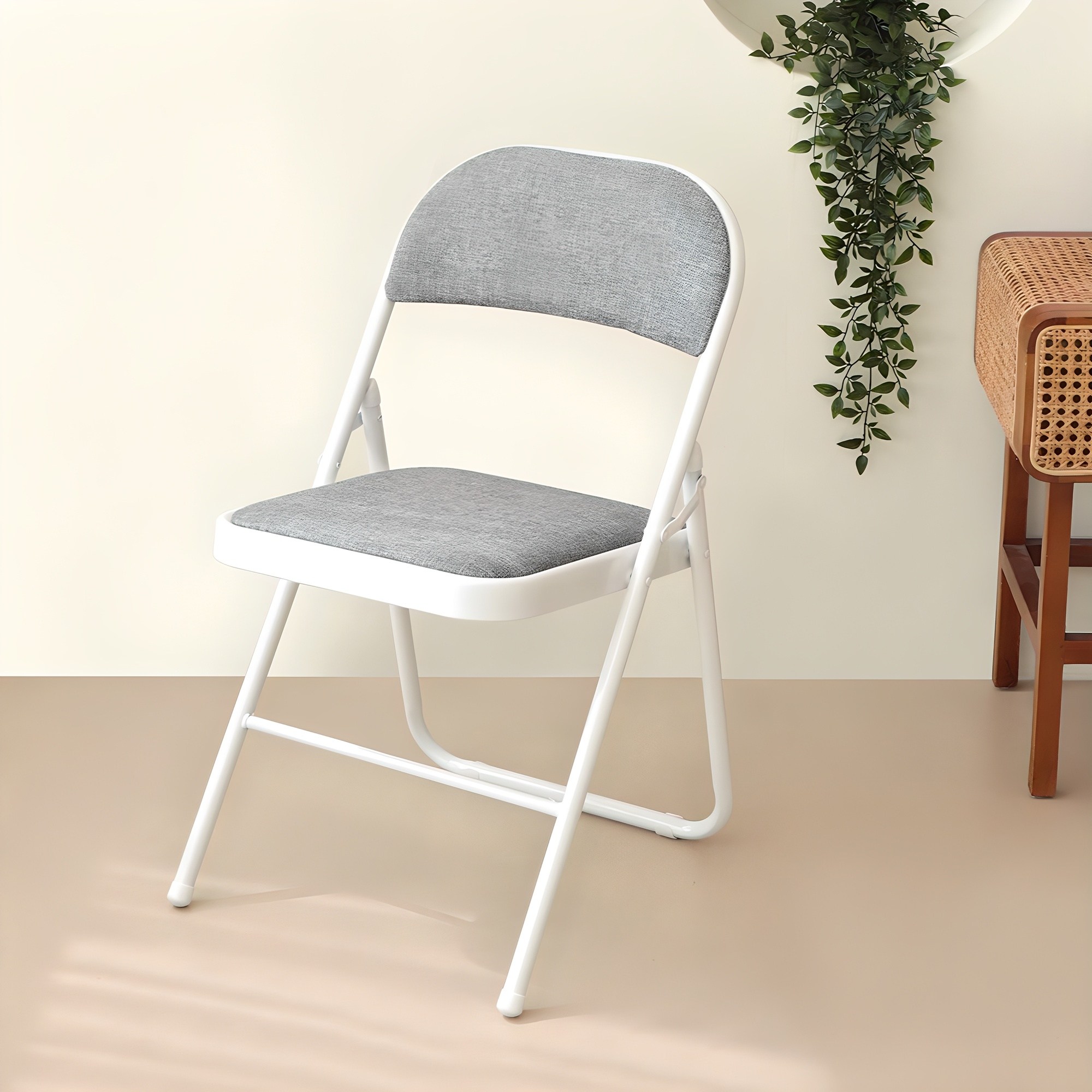 코멧 패브릭 쿠션 접이식 의자, 현재가 16,710원