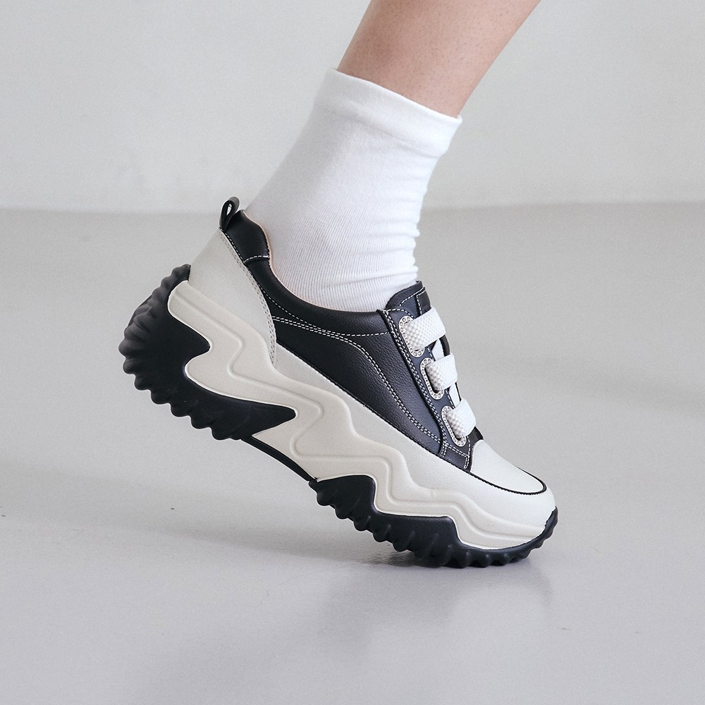 슈리오 여성 발편한 청키솔 어글리 스니커즈 6cm 52,890원