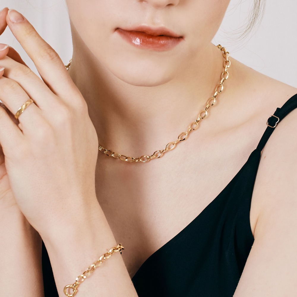 펠리체골드 18K 클래식 링크 목걸이(+선물포장) 선물추천 부모님선물  금 체인 볼드 할로우 기념일 여성 레이어드 금테크 고급 2,663,860원