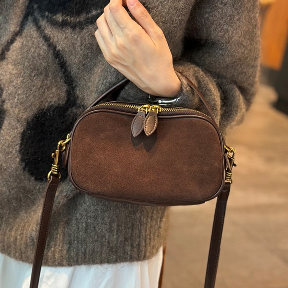 나이스나 소가죽 스웨이드 미니 벨벳 핸드백 여성크로스백 ETC-90 49,800원