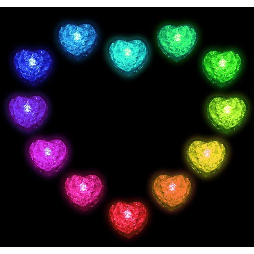 LED 아이스 하트 물놀이 목욕놀이 장난감 플로팅 큐브 방수 이벤트 기념일 분위기 몽환 욕조 얼음 조명 12개입 28,440원