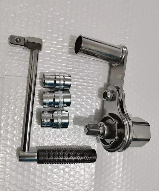 토션 토크 렌치 멀티플라이어 러그 너트 리무버 타입 자동차 타이어 분해 수리 도구 키트 3200N.M 1/2  17m 44,700원