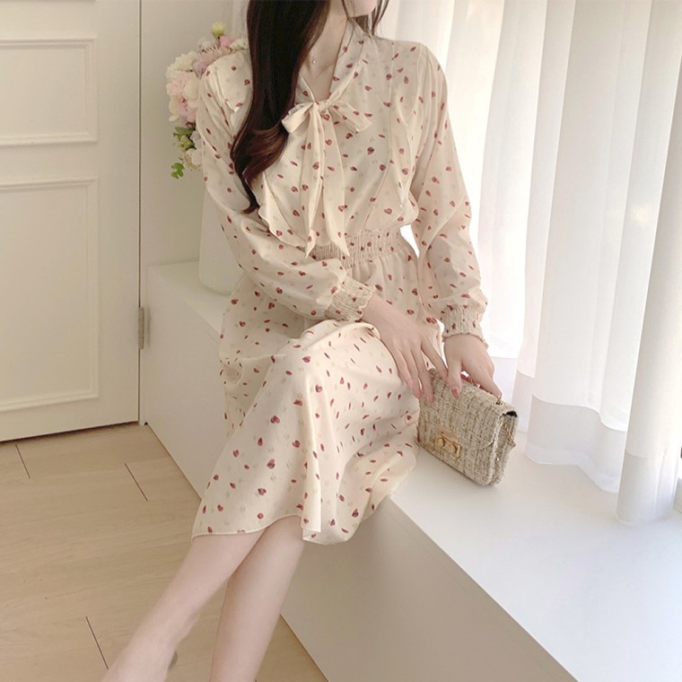 [딩동상회]여자 플라워 프릴 원피스 꽃무늬 밴딩 롱치마 봄가을 데이트룩 25,960원