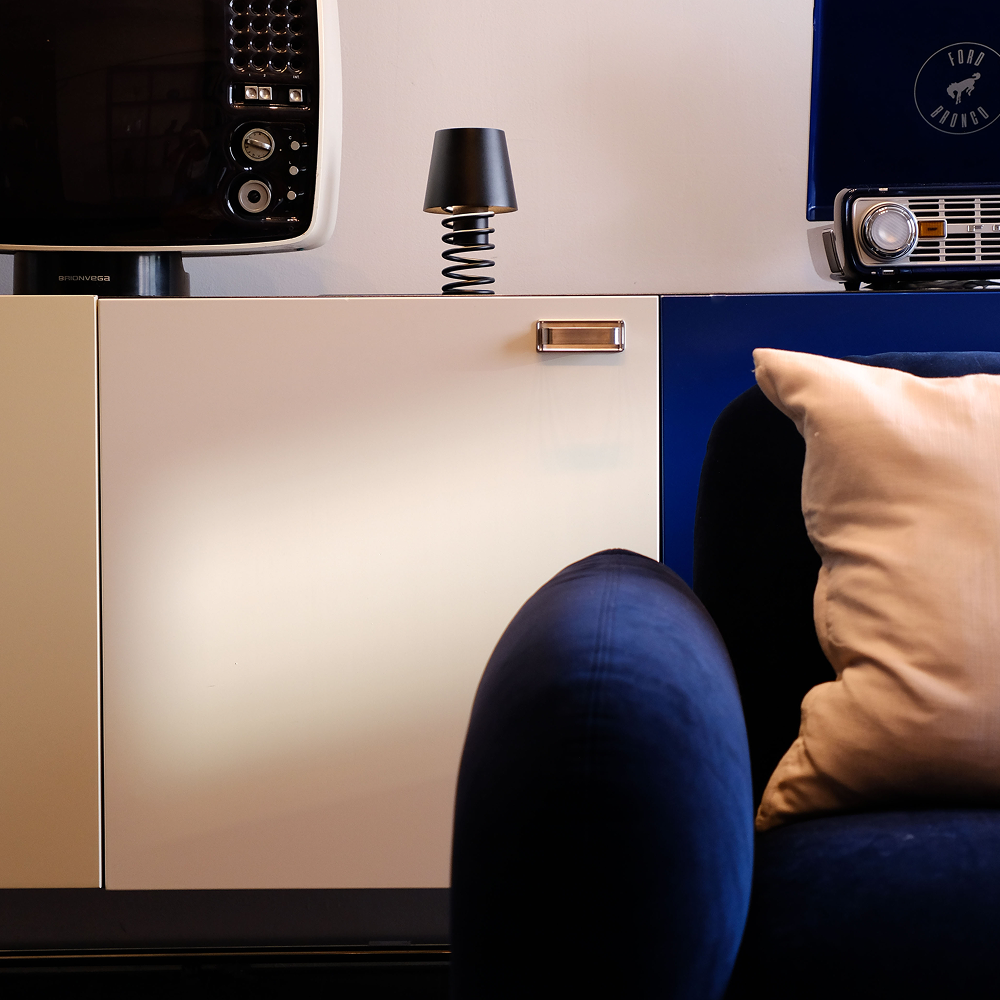 빌리온톤 스프링 스탠드 미니램프 36,000원