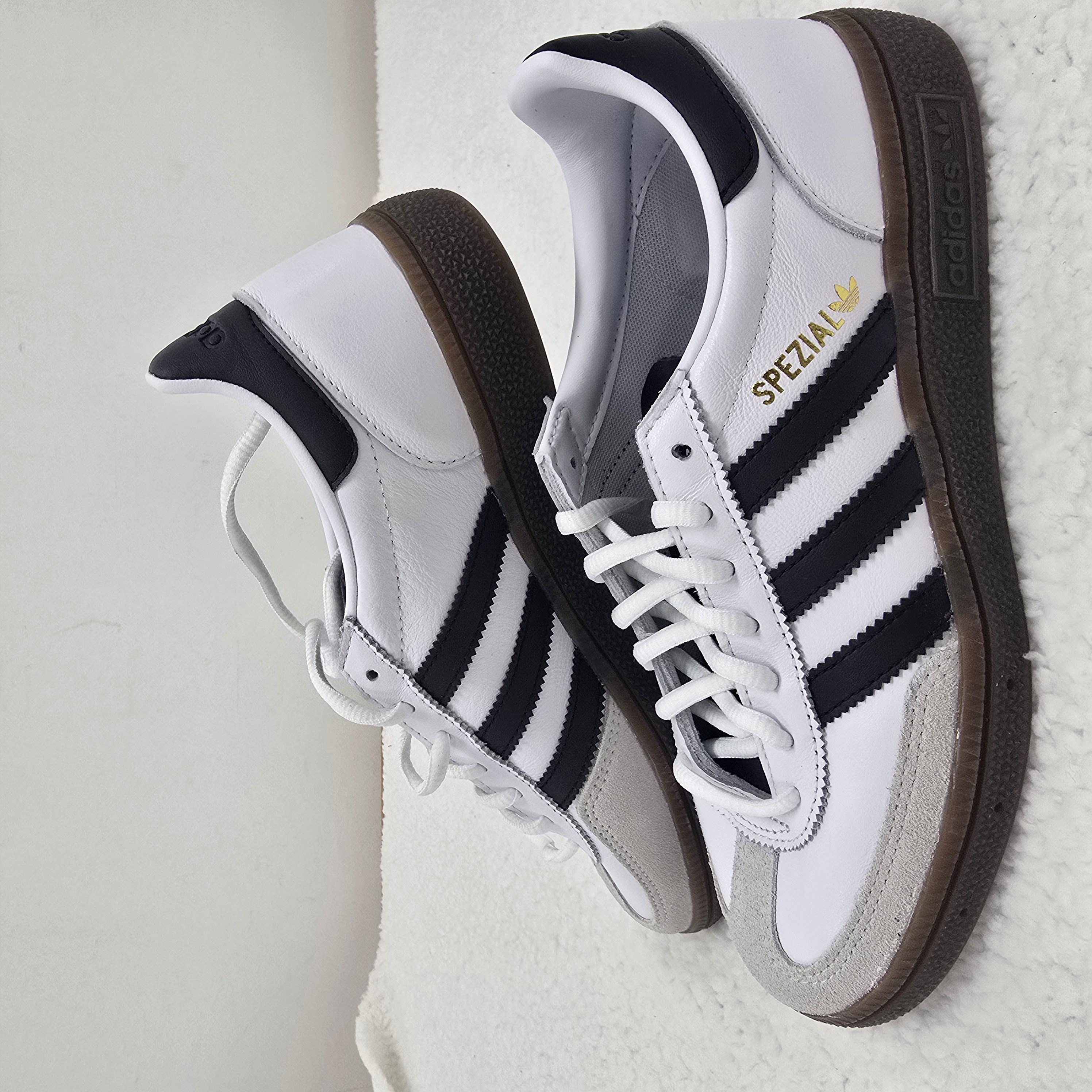 아디다스 핸드볼 스페지알 남녀공용 스니커즈 단화 데일리 운동화 84,000원