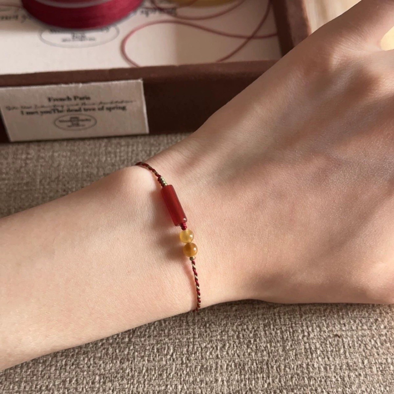 소우샵 붉은 마노 원석 팔찌 소원팔찌 행운팔찌 14,800원