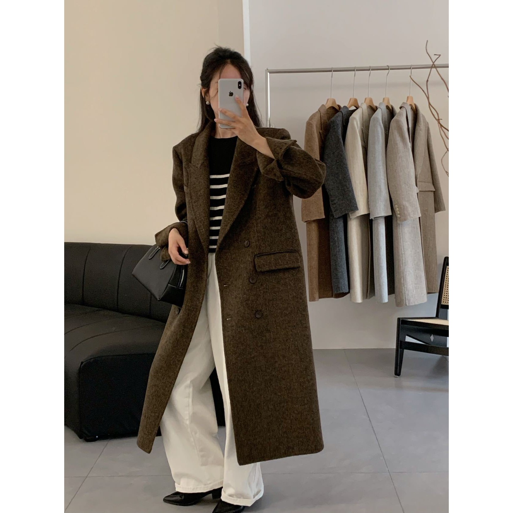 [C&D] [리바이벌]여성 핸드메이드 클래식한 헤링본 기본 카라 울 더블 롱 코트 96,000원