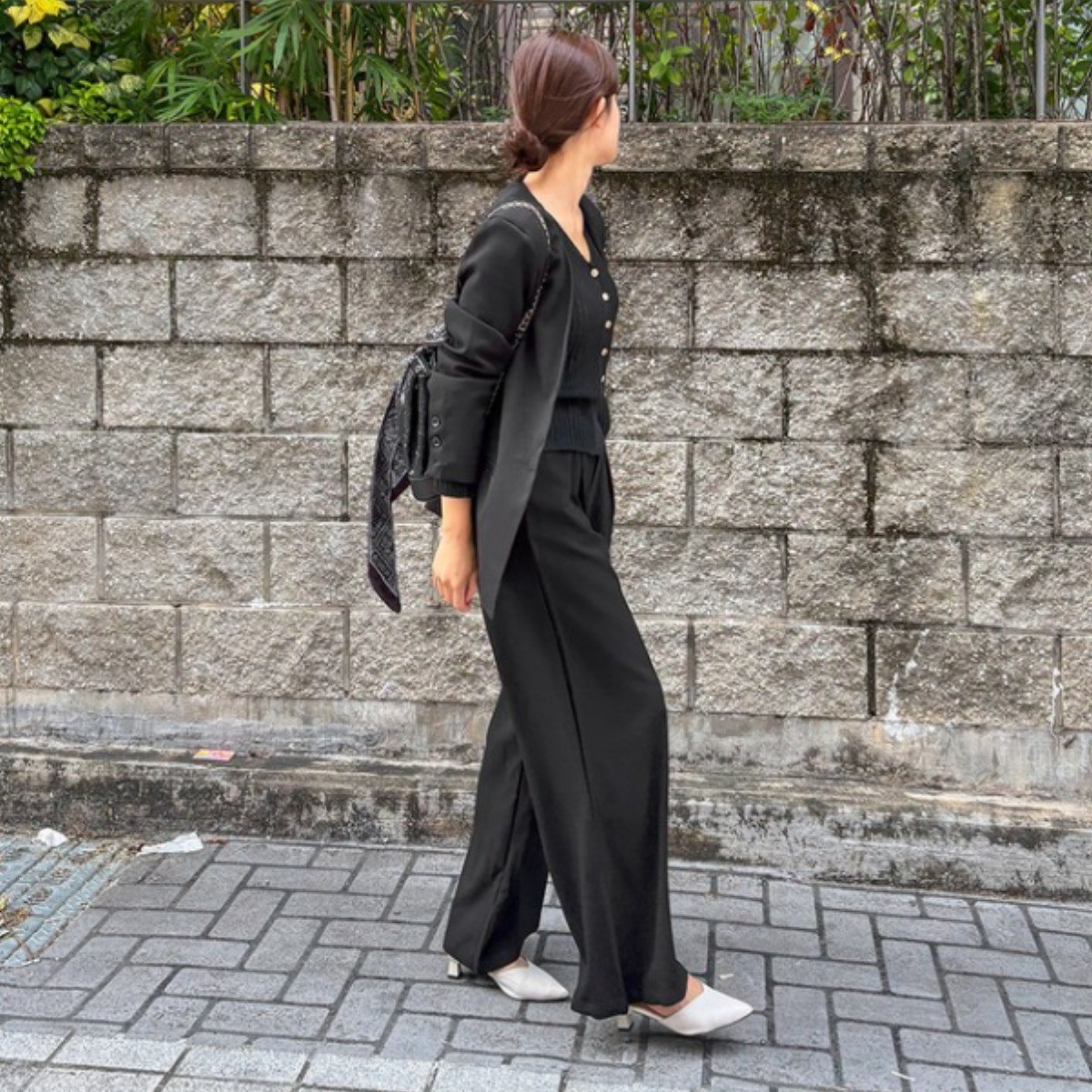 여성 노카라 자켓 뒷밴딩 슬랙스 셋업 정장 셋업 (2color) 78,900원