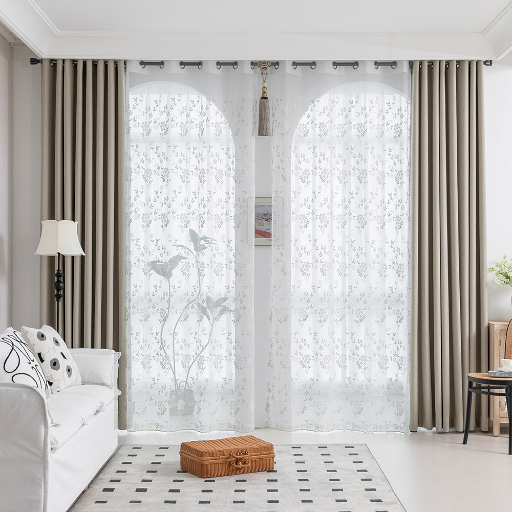 지나송 플레르 형상기억 방한 암막커튼 + 봉 세트 124,130원