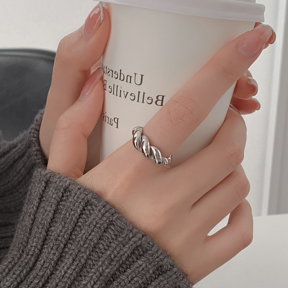 은시엘 실버925 알러지 변색없는 물결 트위스트 반지 오픈링 11,400원