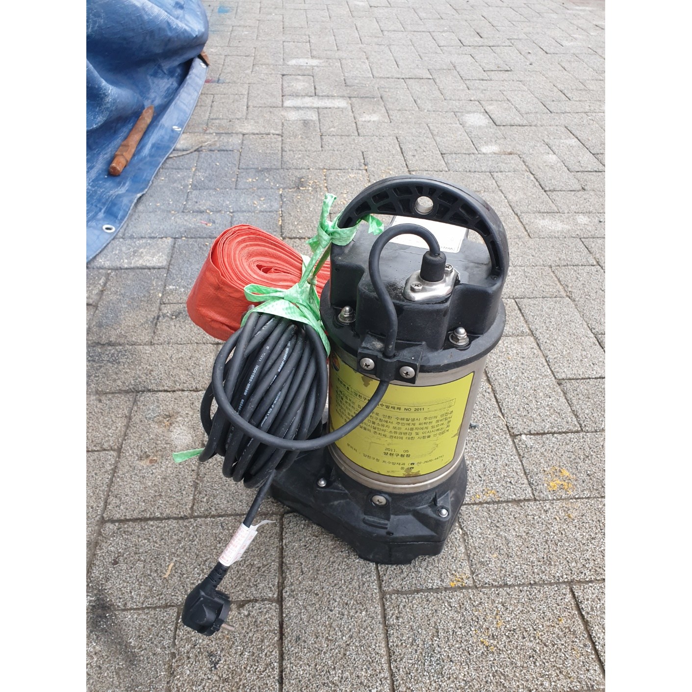 윌로 수중펌프 PD-401M 1/2마력/배수용/수중배수펌프/수동 200,000원