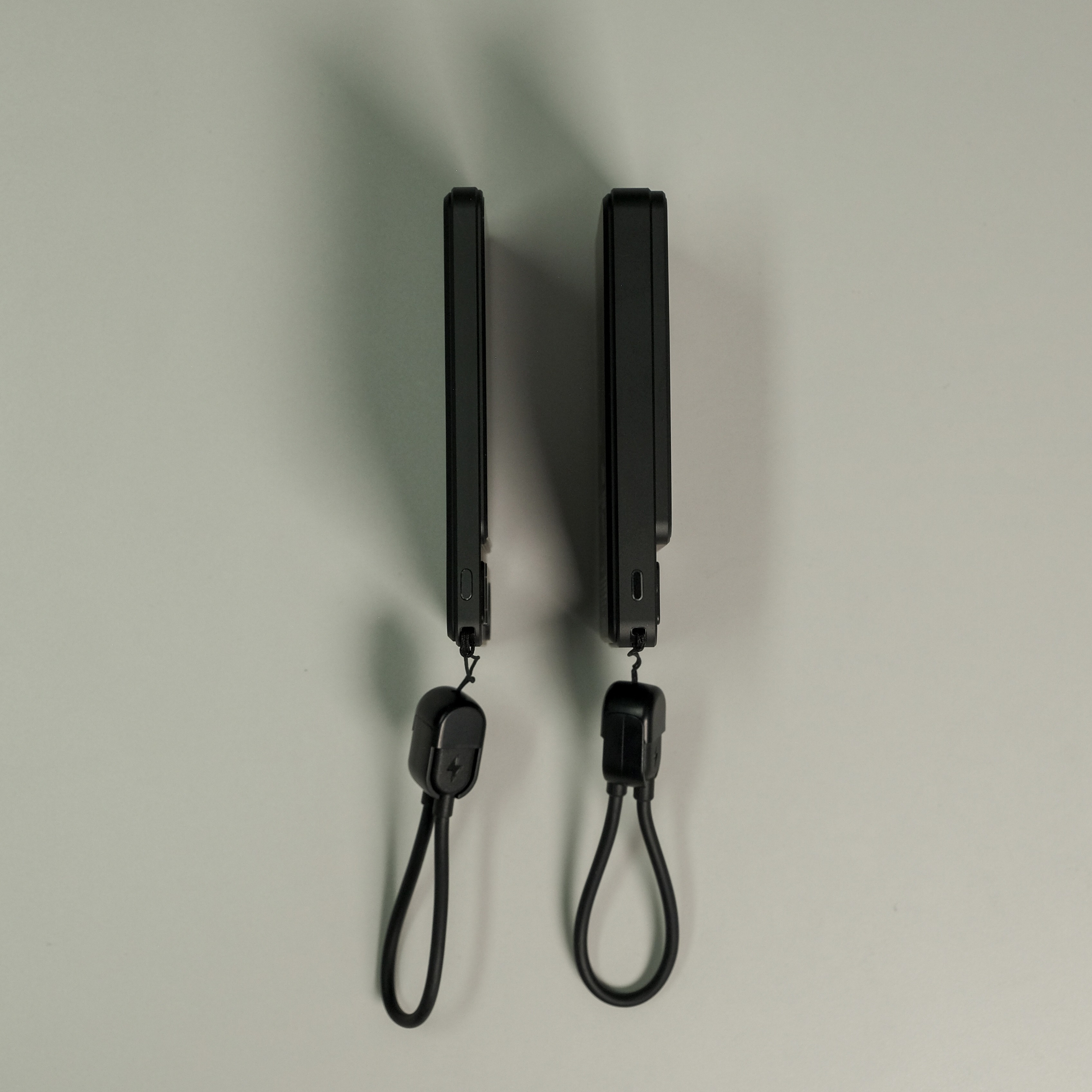 1START 씬스냅핏 초슬림 맥세이프 무선 충전 보조배터리 5000mAh / 10000mAh 63,000원