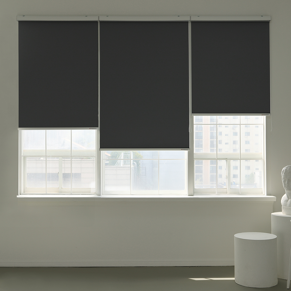 창안애 못없이 설치 무타공 안뚫어고리 다크니스 암막 롤스크린 블라인드 44,150원