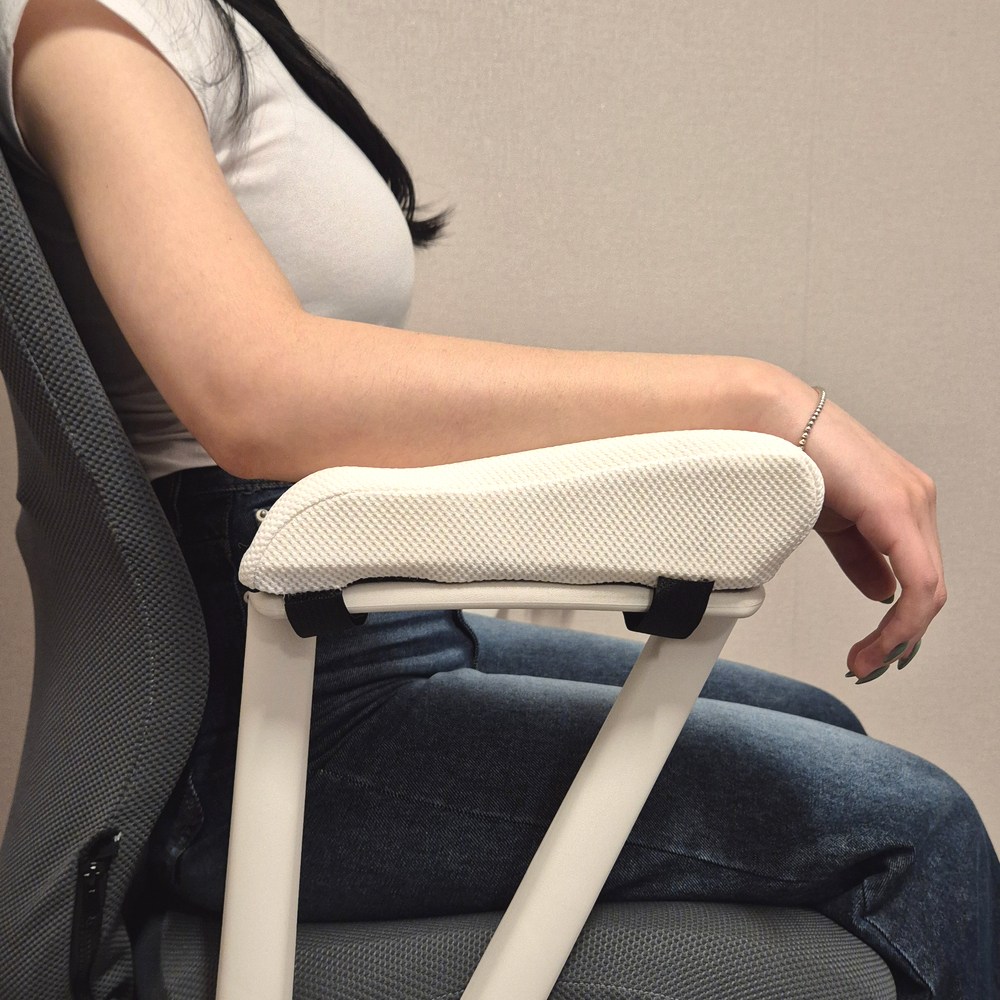 [인체공학] 커버무드 메모리폼 의자 팔걸이 쿠션, 화이트, 2개 17,900원