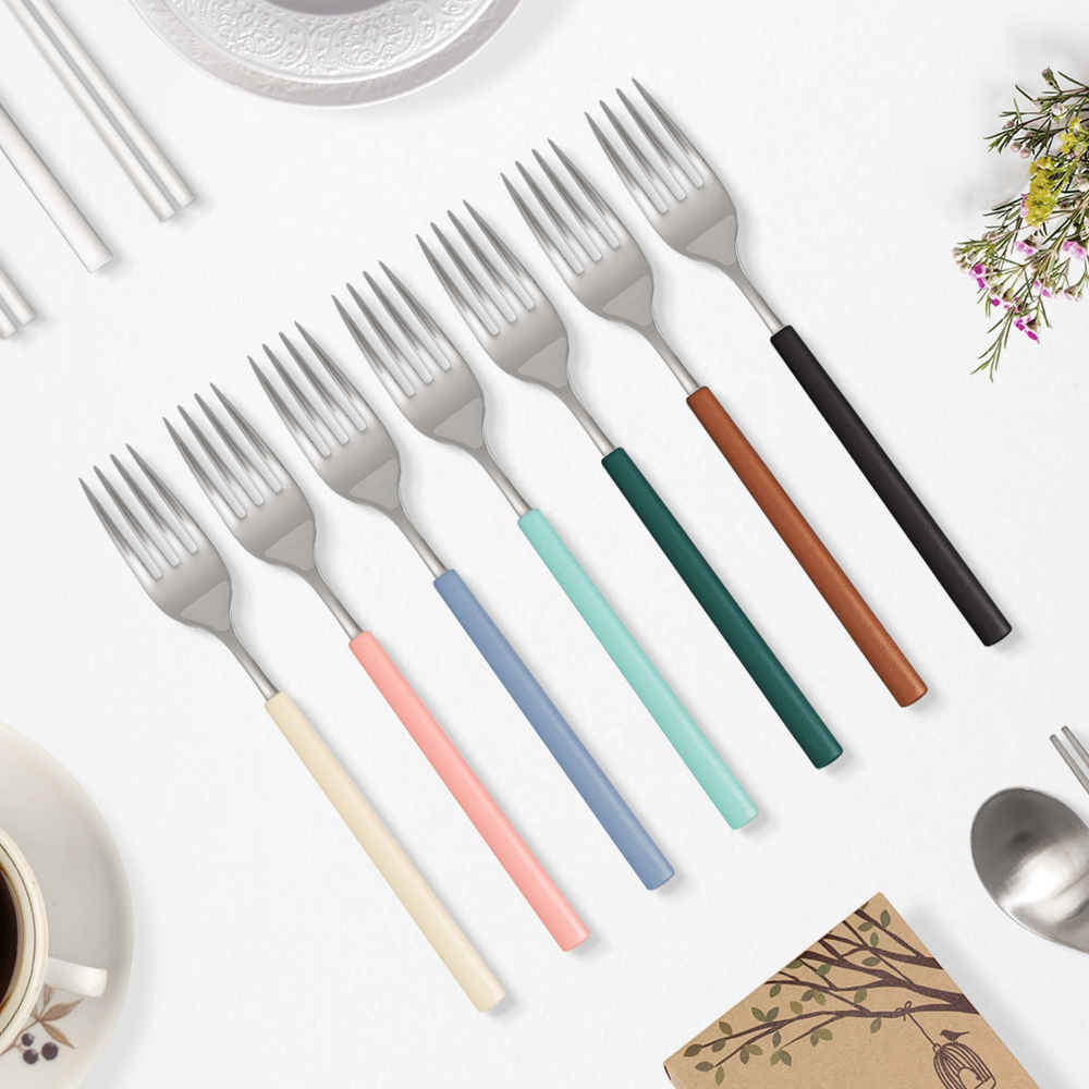 라온누리 식세기 가능한 델라 올스텐 컬러 포크 38,160원