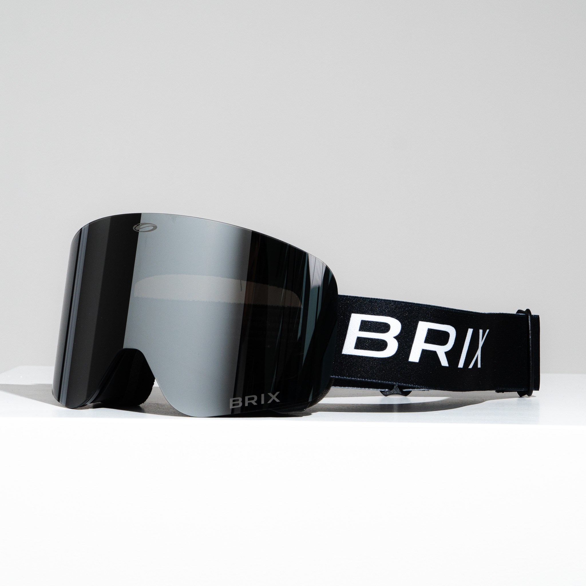 브릭스 앱틱 스키 고글 스노우보드 안티포그 레보렌즈 안경착용 가능 겨울스포츠 29,900원