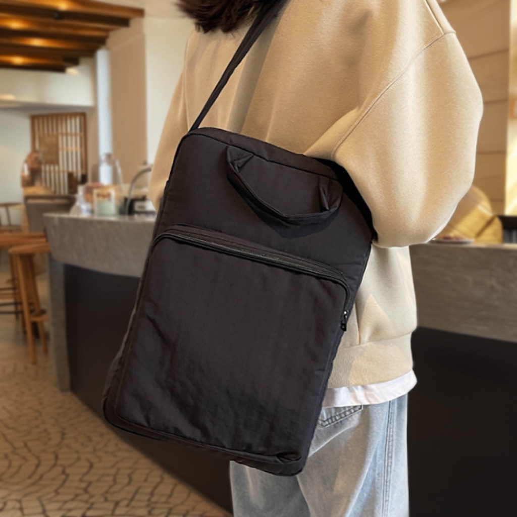 히즈플랜 가벼운 크로스백 노트북가방 13,900원