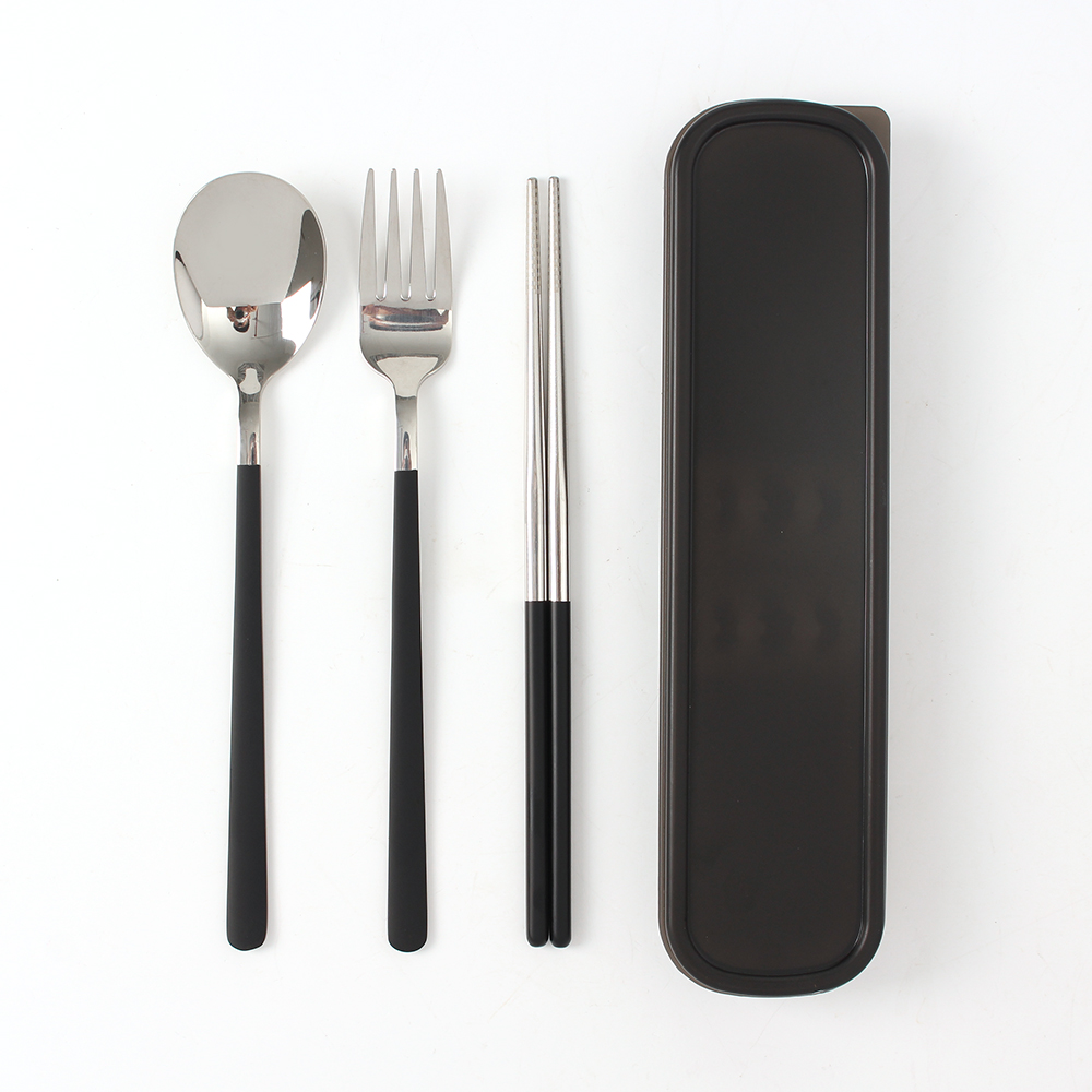 도매토피아 DOTO 실버테이블 휴대용 수저 + 포크 세트 5,300원