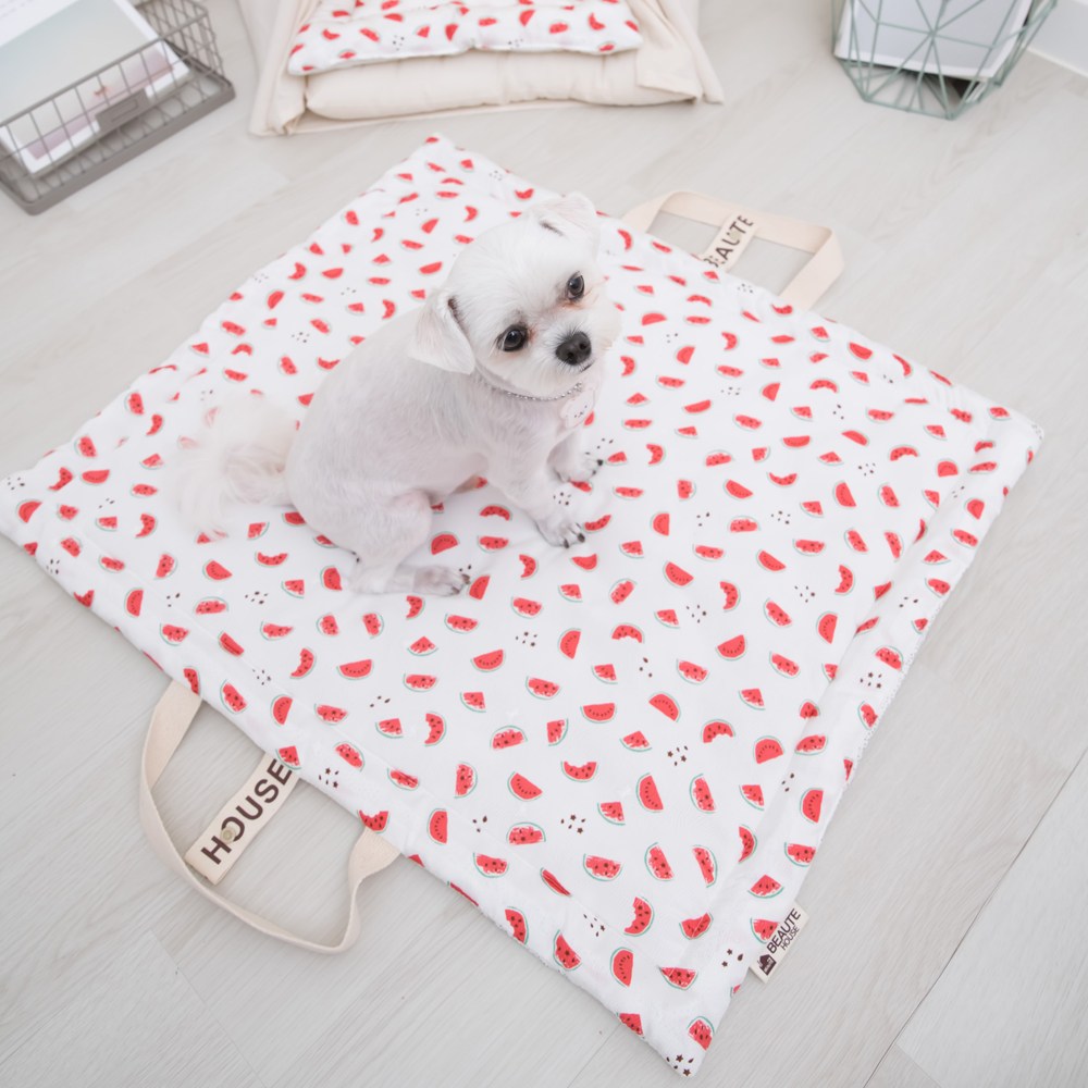 올마이펫 시원한 인견 강아지 휴대용피크닉방석 산책매트, 핑크도트, 1개 21,900원