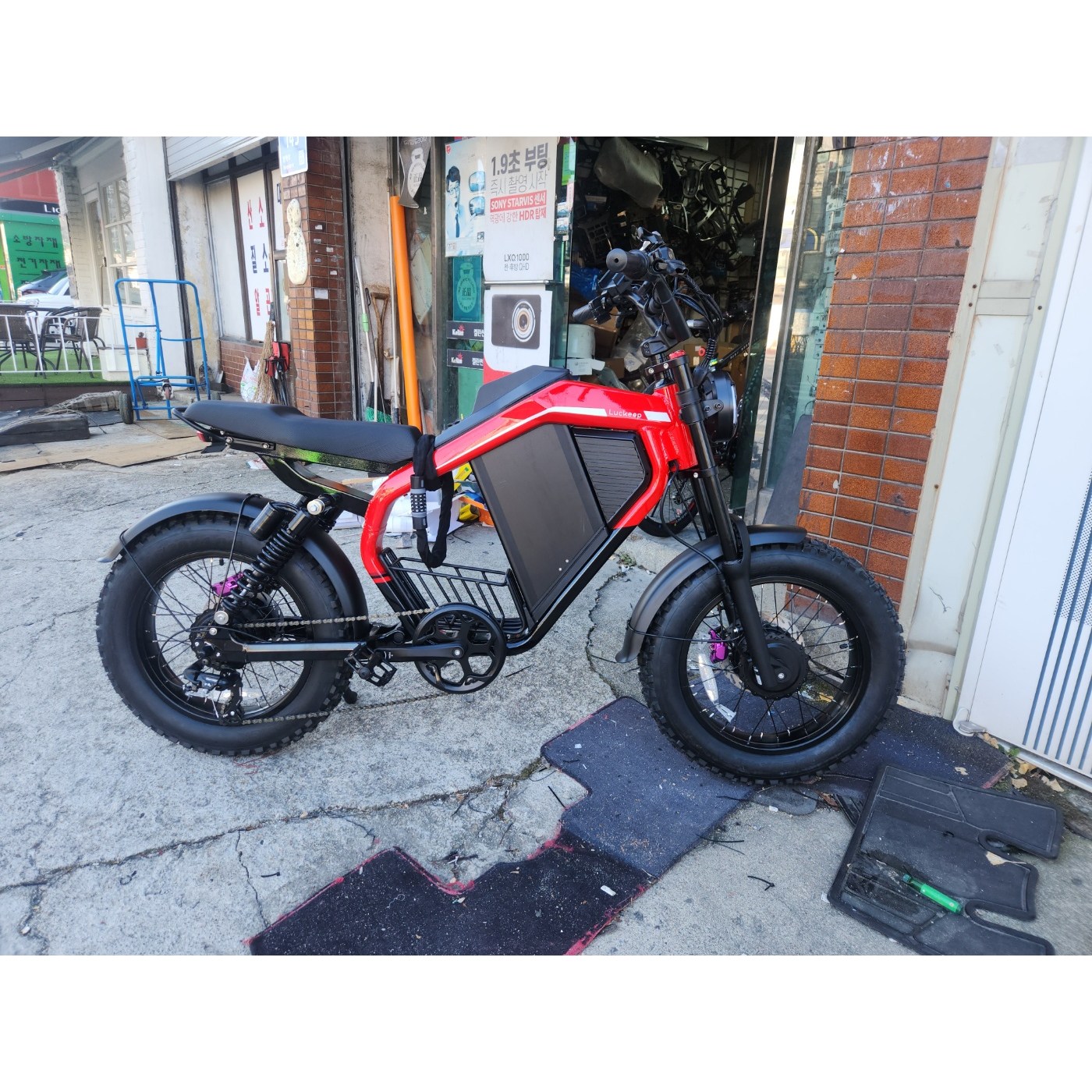 Luckeep 전기자전거 자토바이 배달용  고출력  출퇴근용 52v 2000w M5 Ultra 2,746,500원