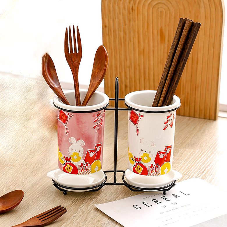 몬드스팟 토끼 세라믹 물빠짐 수저통 2구 + 받침대 2p + 꽂이 세트 YY57422 18,000원