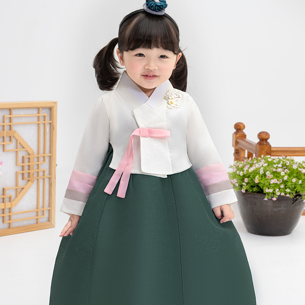 금동이아가한복 여아용 여미색꽃송이 한복 저고리 + 치마 세트 AW095 40,650원