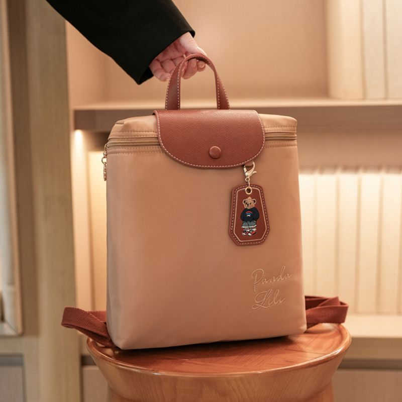 여성 백팩 자수 나일론 백팩 직장인 통근 가방 숄더백 여행 배낭 49,000원