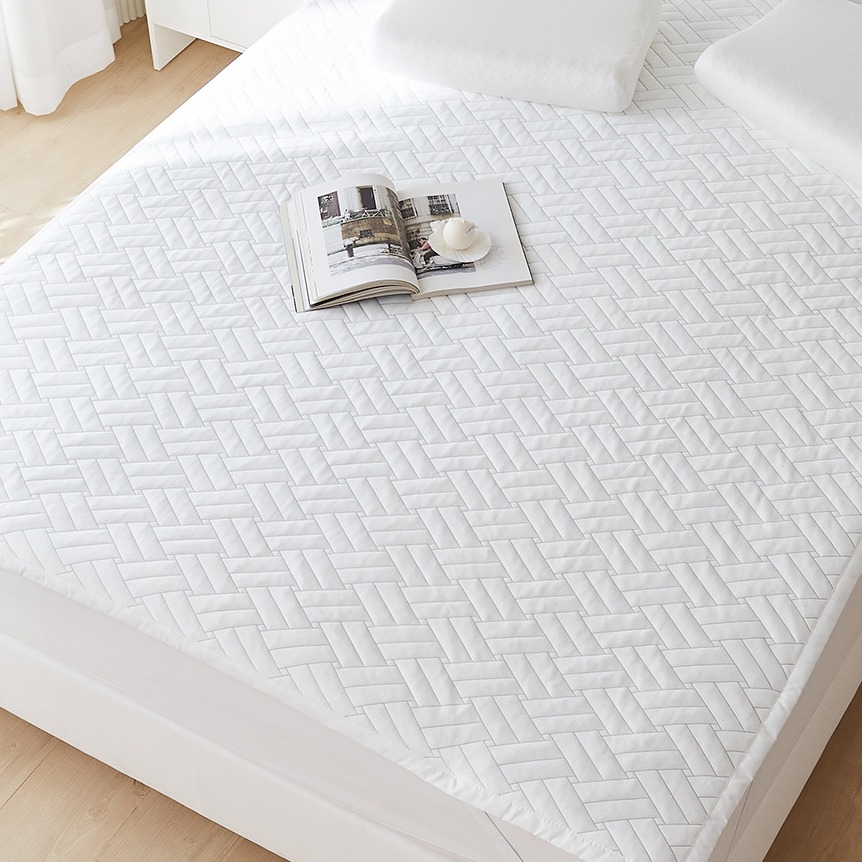 아담데코 퓨어아이스 듀라론 냉감 침대패드 격자 + 냉감베개패드 세트, 단일색상 53,000원