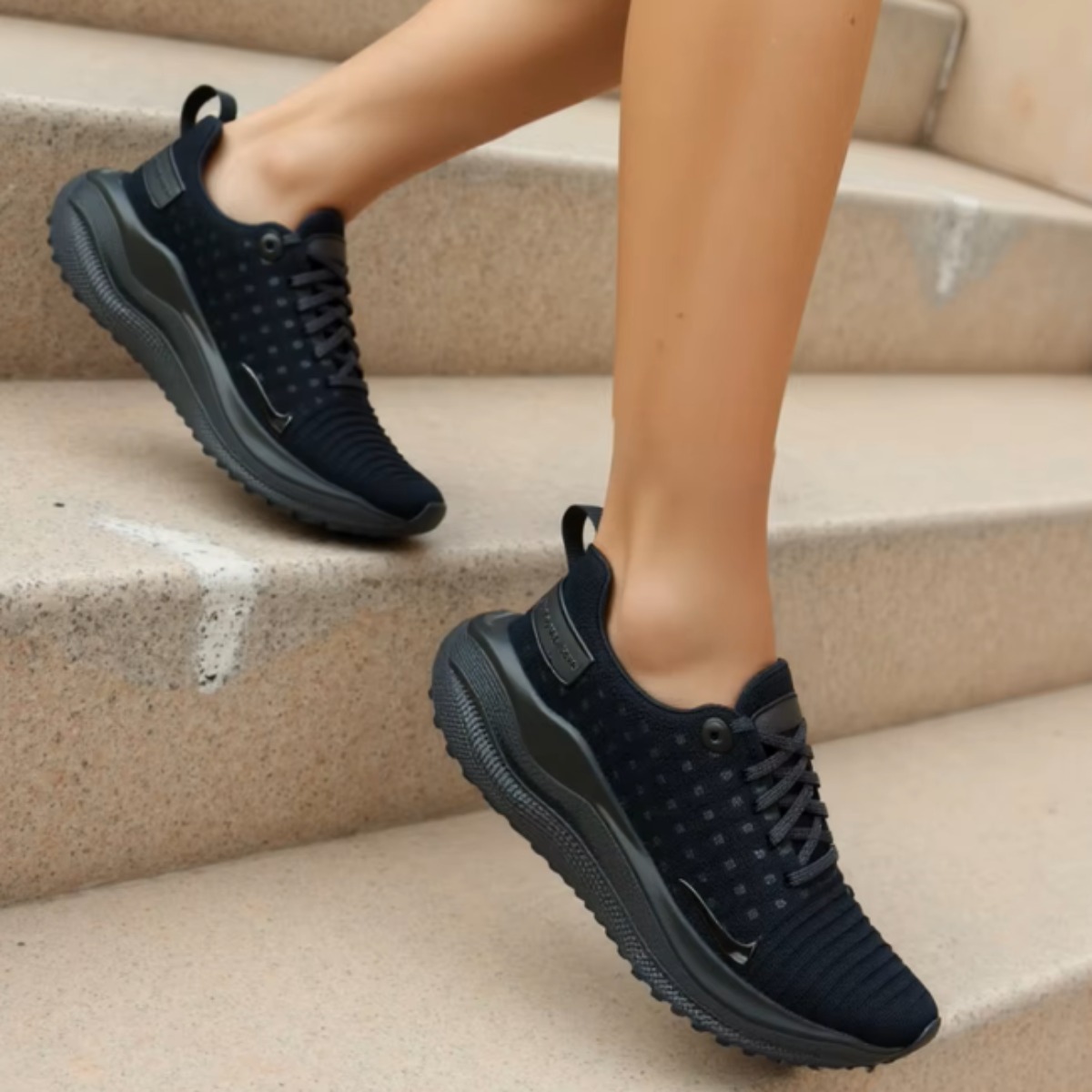 나이키 리액트X 인피니티 런 4 블랙 앤트러사이트 올블랙 검정 여성용 런닝화 운동화 조깅화 신발 74,800원