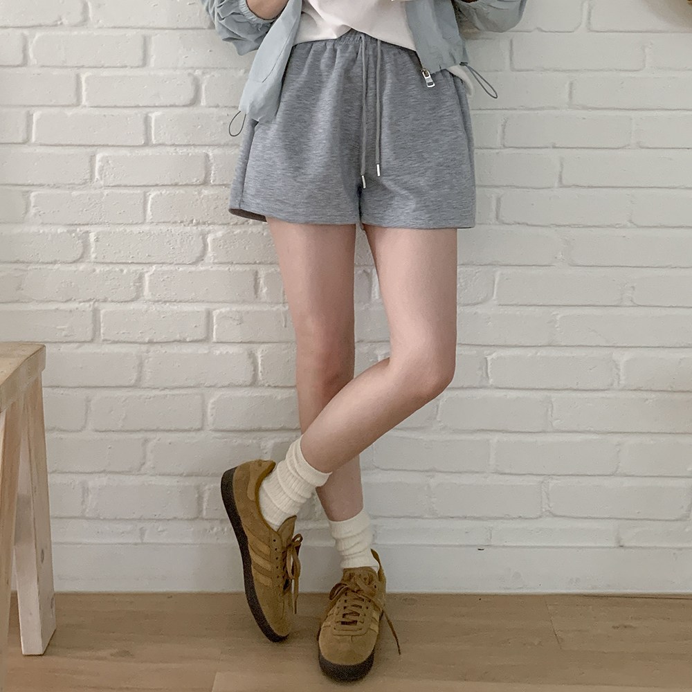 토마토팩토리 여성용 러스티 베이직 숏 3부 스웨트 트레이닝 팬츠 12,900원