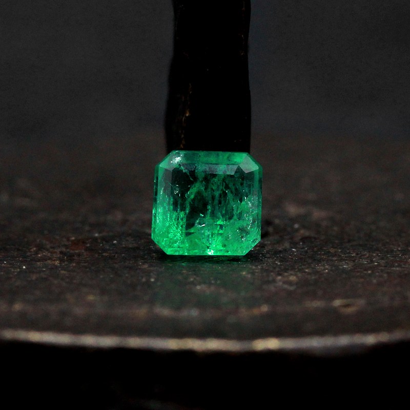 힐링젬 에메랄드보석 천연원석 5월탄생석 행운석 475,000원
