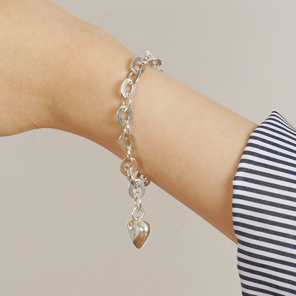 제이엠코 순은 실버925 굵은 할로우체인 통통하트 볼드 여자 은팔찌 285,900원