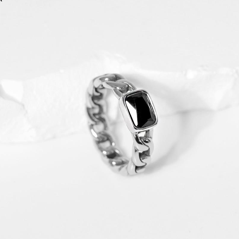 VARAM 써지컬316L스틸 사각 블랙 오닉스 원석반지 12,800원