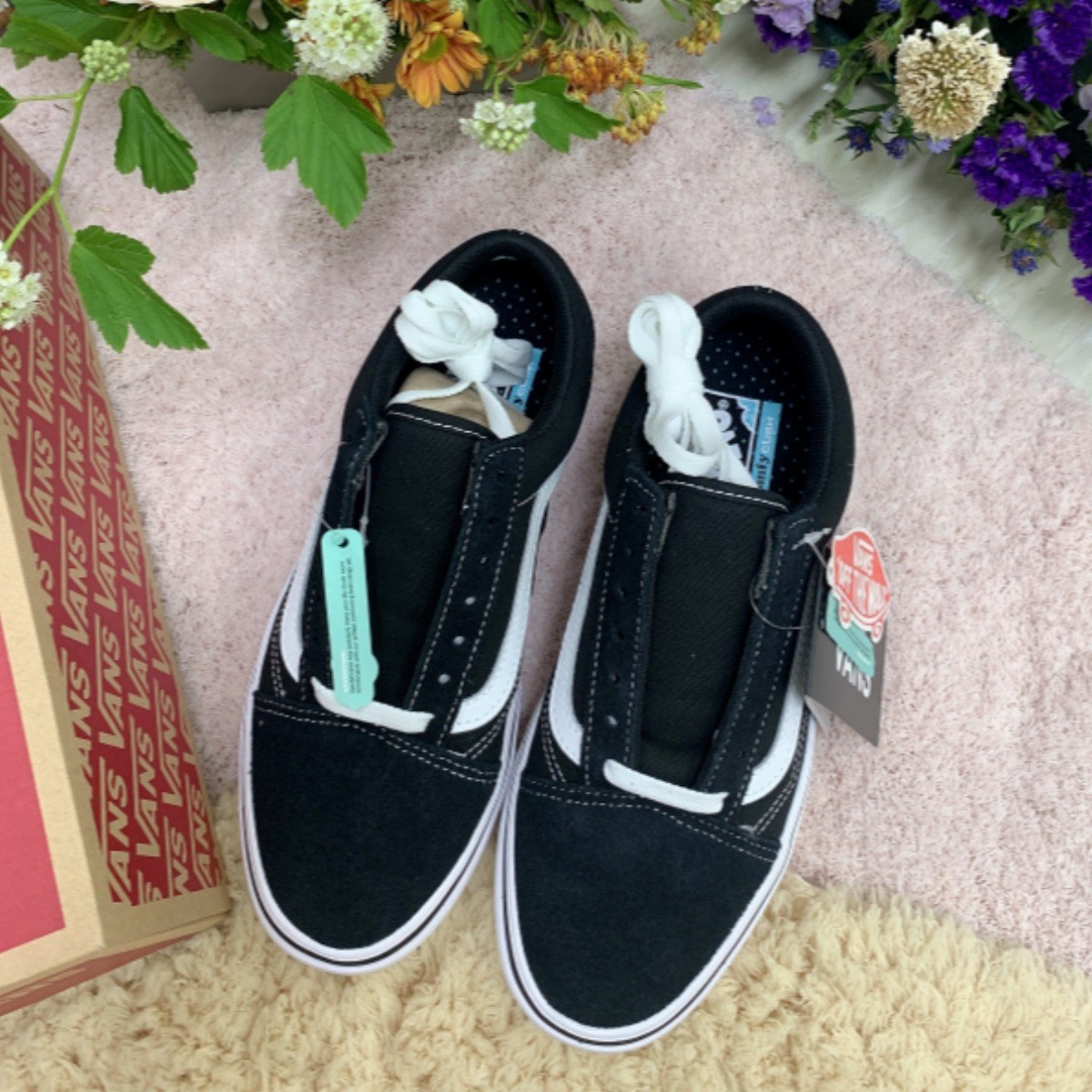 반스 컴피쿠시 올드스쿨 블랙 (PR)VN0A3WMAVNE 73,900원