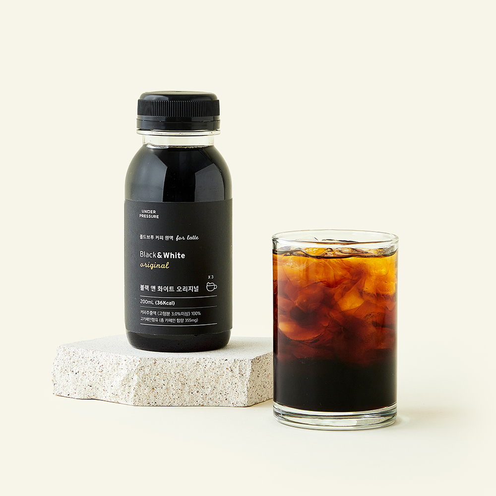 [로켓프레시] 언더프레셔 블랙 앤 화이트 커피원액 오리지널 6,000원