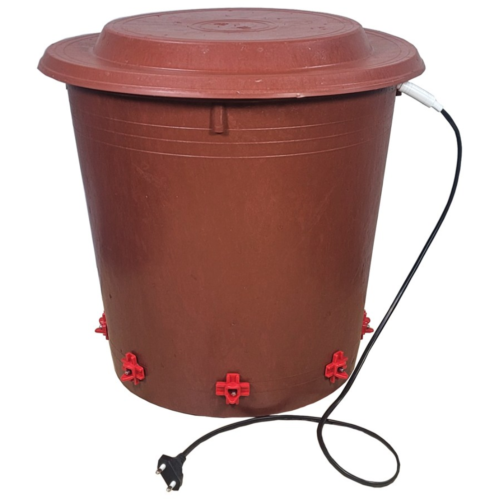 세이프24 사계절용 니플형 자동급수기 닭물통 1호 35L 53,500원