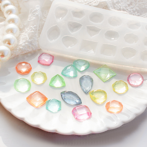 레진몰드 반짝이는 보석 투명 실리콘 몰드 DIY 공예용 쪼만한마을 2,200원