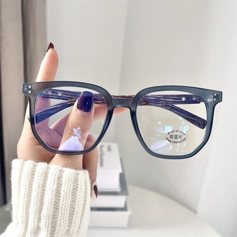 비아워게스트 빅사이즈 안경 뿔테 17,900원