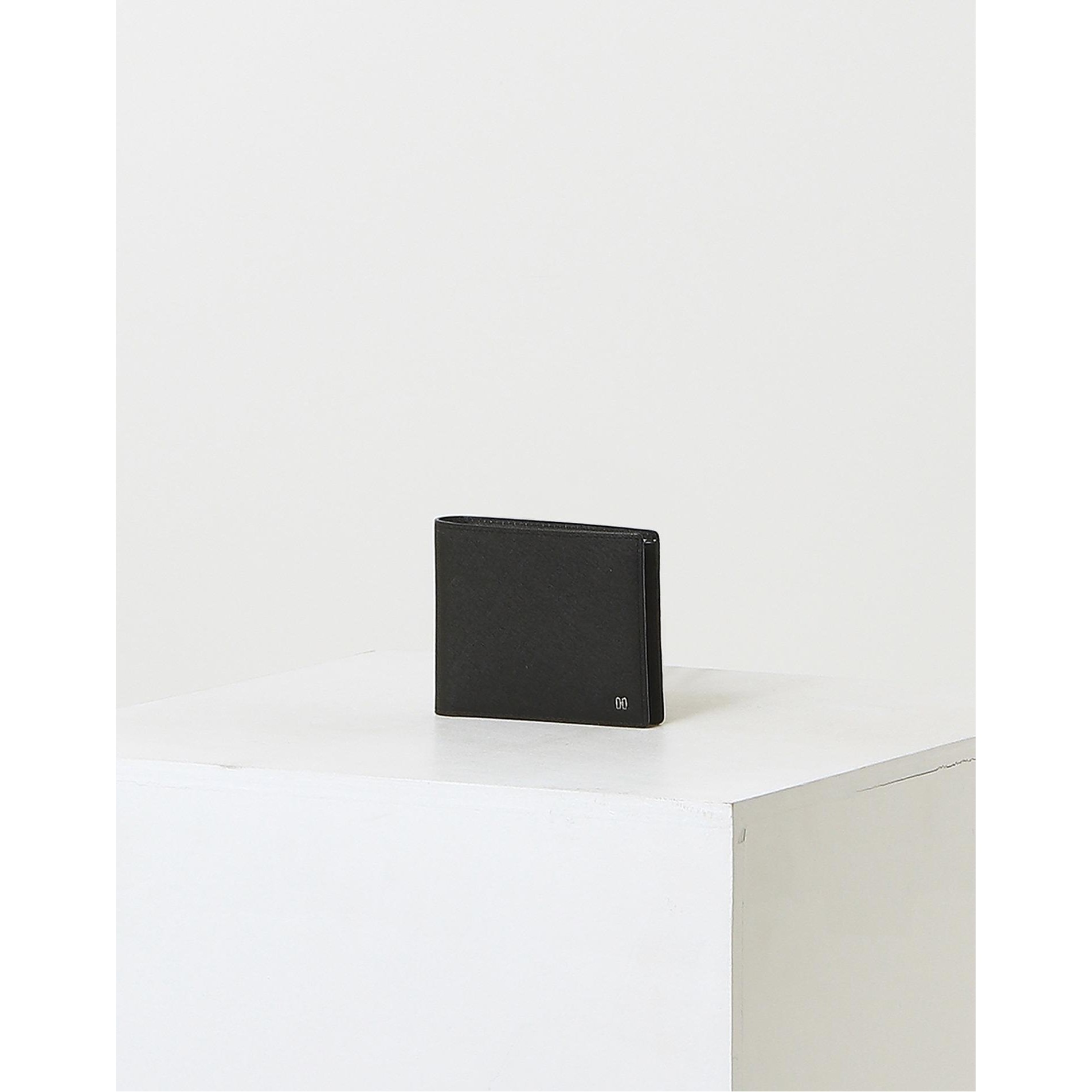 [정품]닥스 남성 [선물포장재증정][반지갑]블랙 가죽 미니 DD로고 내부 체크 패턴 라인 포인트 143,190원