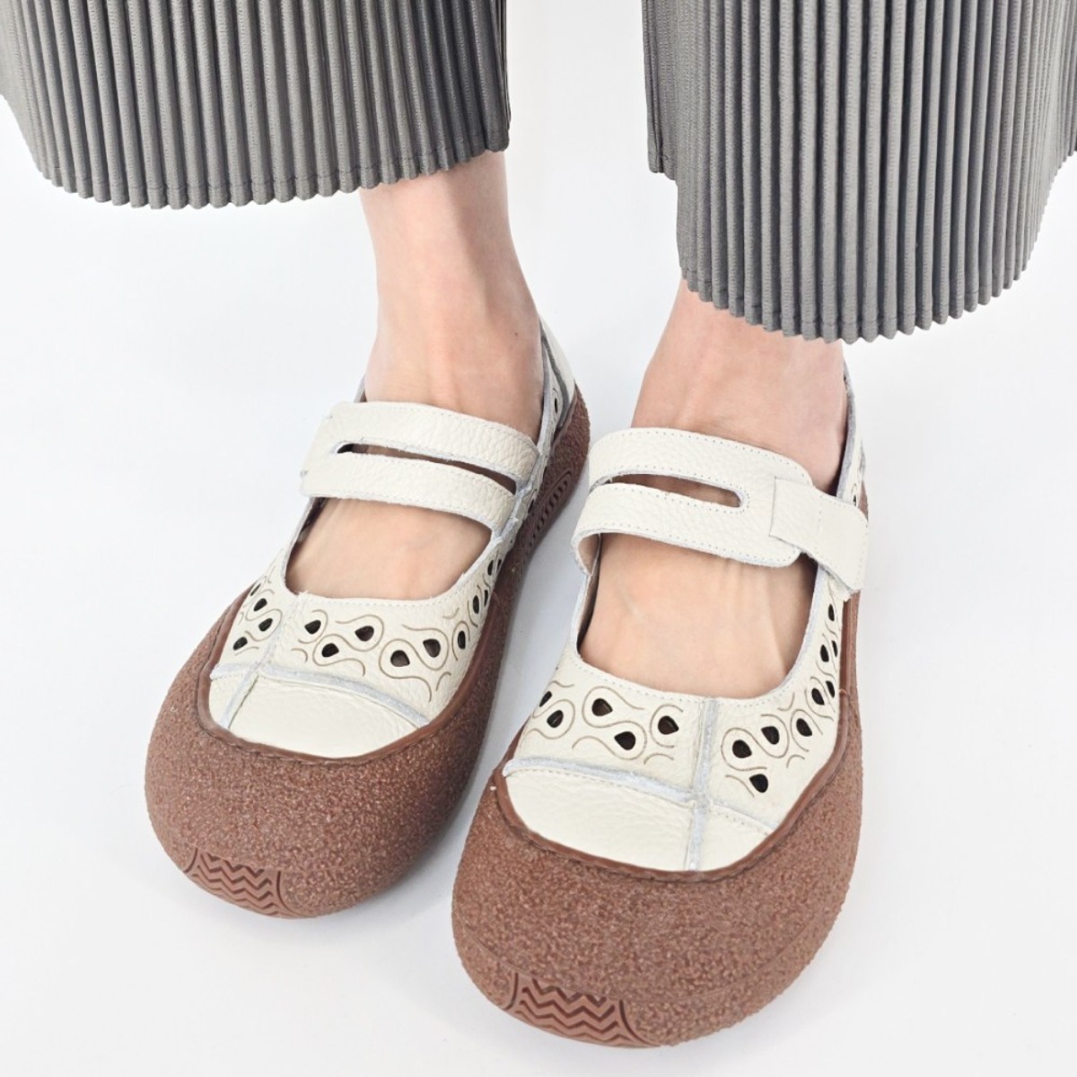 우아슈 세련된 가죽 단화 9132 42,900원